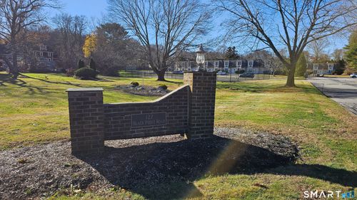 apt-7-127 Black Point Rd, Niantic, CT, 06357-2938 | Card Image