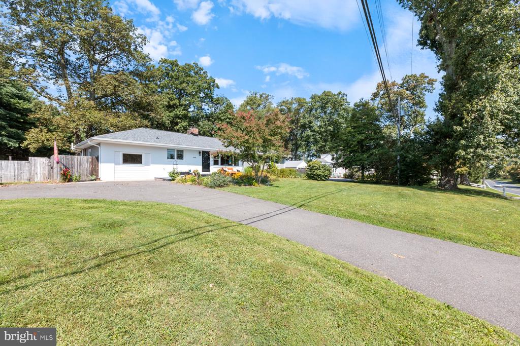 Woodbine Rd, Woodbine, MD 21797