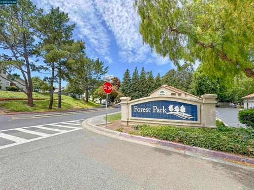 1407 Forest Run, Hercules, CA, 94547-3917 | Card Image