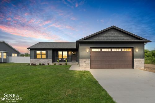 180 Oregon Ave, Marysville, MI, 48040-2574 | Card Image