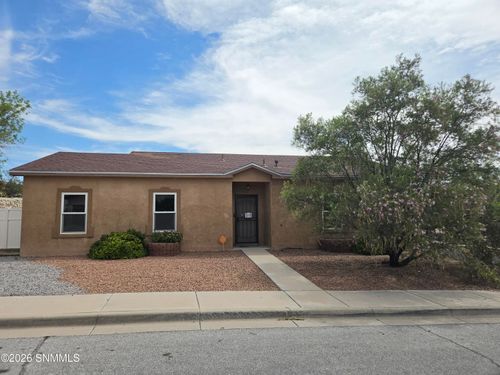 4001 Jewel Ct, Las Cruces, NM, 88012-0672 | Card Image