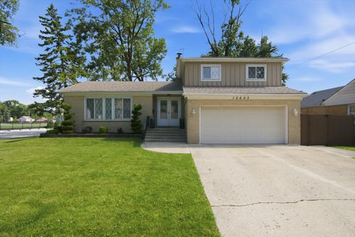 10603 Drummond Ave, Melrose Park, IL, 60164-1521 | Card Image