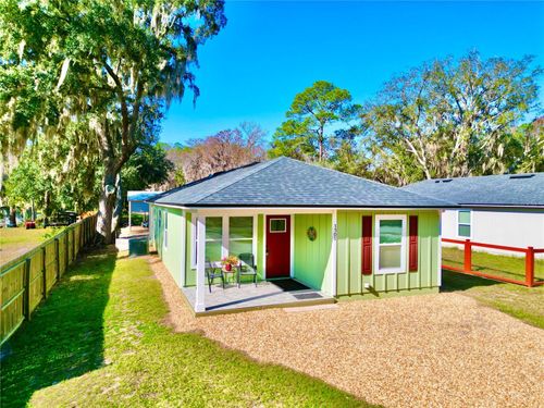 1506 Se 4th Ave, MELROSE, FL, 32666-5413 | Card Image