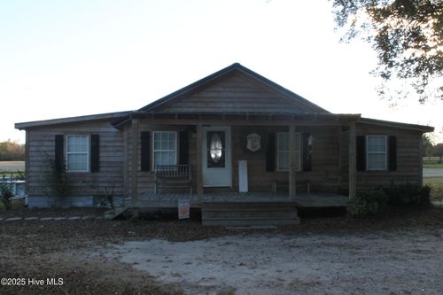 92 Powell Loop Rd, Whiteville, NC, 28472-4867 | Card Image