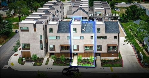 722 Se 4th St, Bentonville, AR, 72712-6017 | Card Image