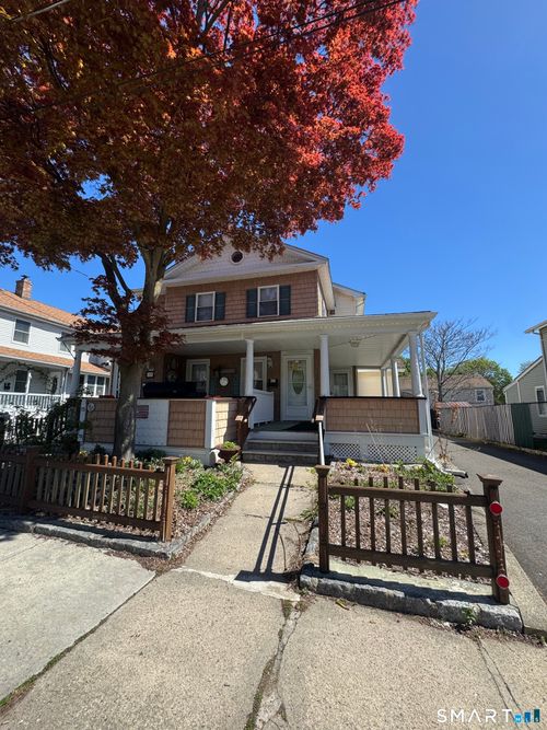 15 Montgomery St, Danbury, CT, 06810-6509 | Card Image