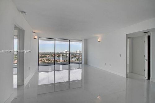 apt-1931-20505 E Country Club Dr, Aventura, FL, 33180-3040 | Card Image