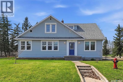 62 Antrim St, Lanigan, SK, S0K2M0 | Card Image