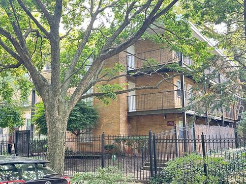 3g-4610 N Dover St, Chicago, IL, 60640-4656 | Card Image