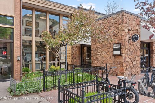 616 E Hyman Ave, Aspen, CO, 81611-2391 | Card Image