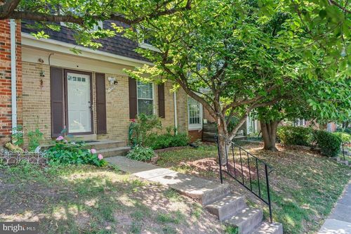 1008 Temple Ct, STERLING, VA, 20164-4812 | Card Image
