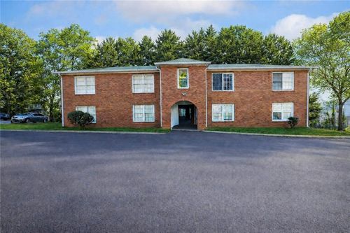 apt-b-6682 Chupp Rd, lithonia, GA, 30058-7632 | Card Image