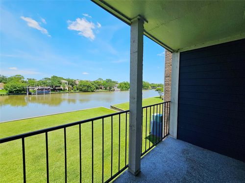 apt-107-18511 Egret Bay Blvd, Houston, TX, 77058-3273 | Card Image