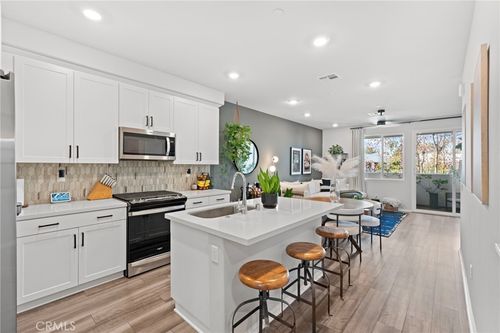 1752 Cayton Loop, West Covina, CA, 91790-2742 | Card Image