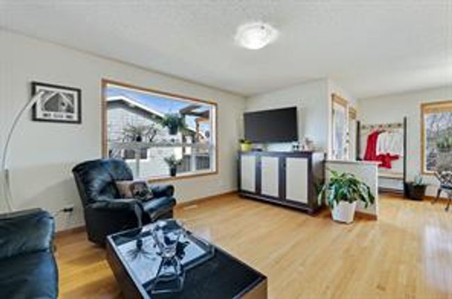 218 Taradale Dr Ne, House detached with 4 bedrooms, 3 bathrooms and 5 parking in Calgary AB | Image 21