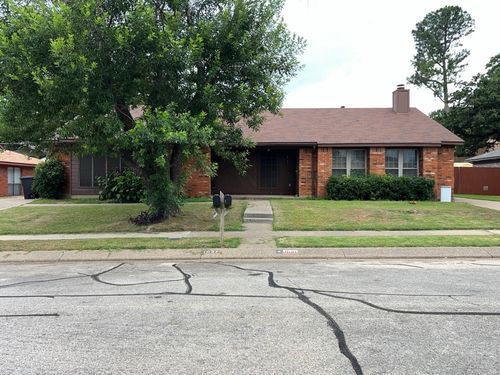 1037 Stableway Ln, Bedford, TX, 76022-7754 | Card Image