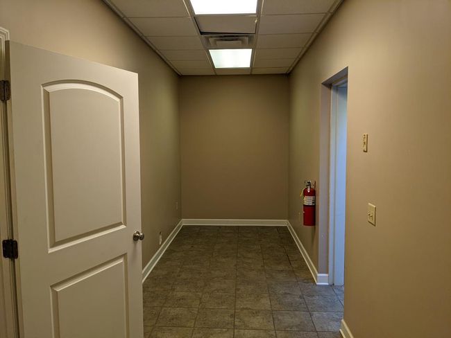 3971 Inner Perimeter Rd, Home with 0 bedrooms, 1 bathrooms and 28 parking in Valdosta GA | Image 9