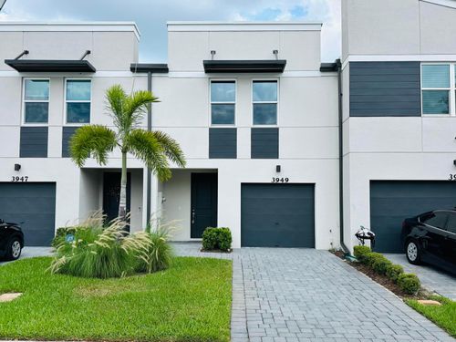 3949 Se Mentmore Ln, Stuart, FL, 34997-6443 | Card Image