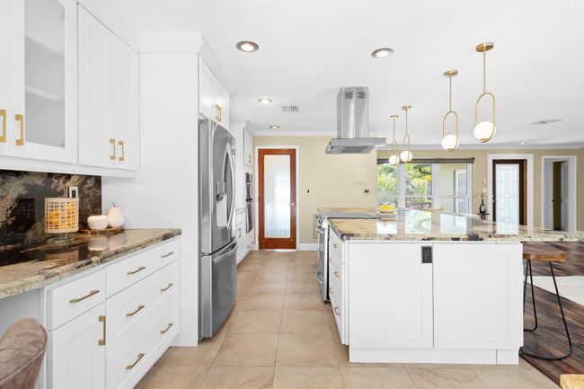 8 Ne 29 Th St, House other with 3 bedrooms, 2 bathrooms and null parking in Wilton Manors FL | Image 11