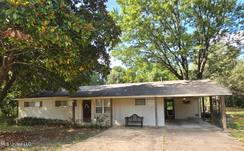 4730 Sherry Dr, Horn Lake, MS, 38637-9469 | Card Image