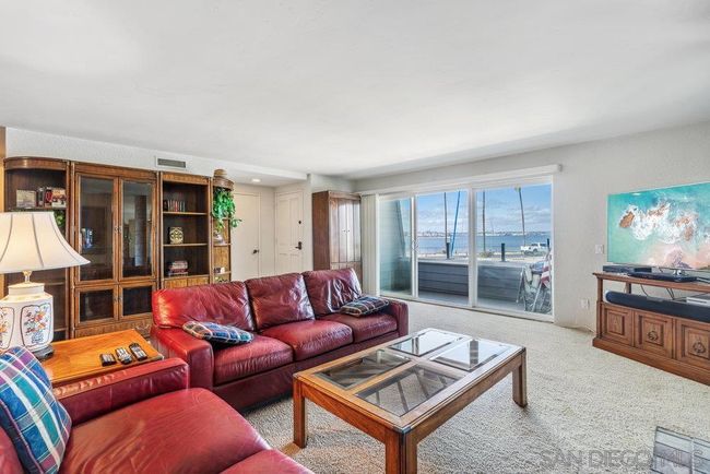 34 Montego Ct, Condo with 2 bedrooms, 3 bathrooms and 2 parking in Coronado CA | Image 9