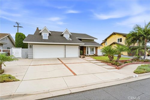 120 Christensen Dr, Placentia, CA, 92870-2208 | Card Image