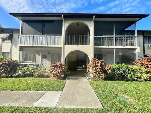 5839 La Pinata Blvd, Greenacres, FL, 33463-1885 | Card Image