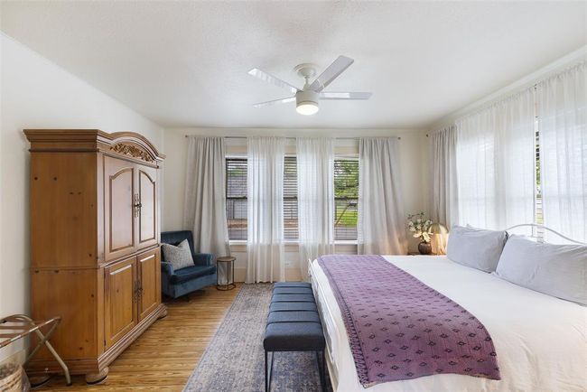 261 N Water St, House other with 2 bedrooms, 1 bathrooms and null parking in La Grange TX | Image 11