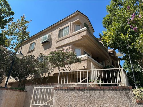 81-19846 Sandpiper Pl, Newhall, CA, 91321-4330 | Card Image