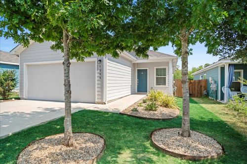 7200 Tonka Lane, Austin, TX, 78744 | Card Image