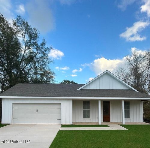 405 Valentour Rd, Pearl, MS, 39208-4530 | Card Image