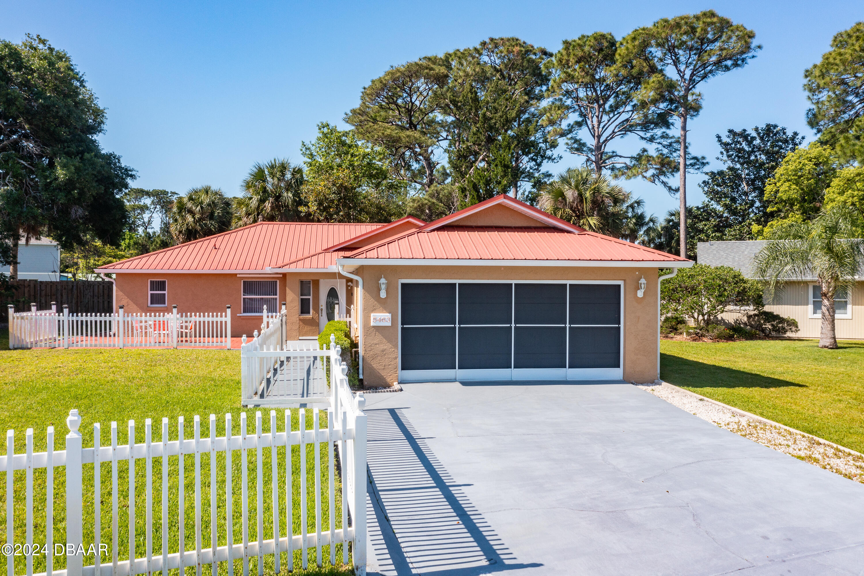 Landis Ave, Port Orange, FL 32127