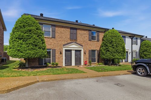 132 Academy Sq, Nashville, TN, 37210-2054 | Card Image