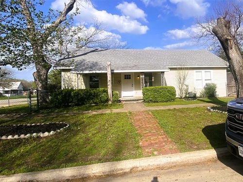 308 N Shawnee St, Ennis, TX, 75119-4150 | Card Image
