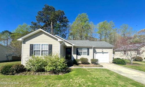 115 Luke Ct, New Bern, NC, 28560-8050 | Card Image