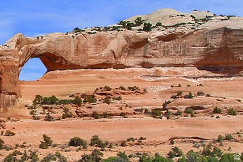 a-1004 N Highway 191, Moab, UT, 84532-2174 | Card Image