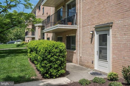 m-4-10667 Montrose Ave, BETHESDA, MD, 20814-4228 | Card Image