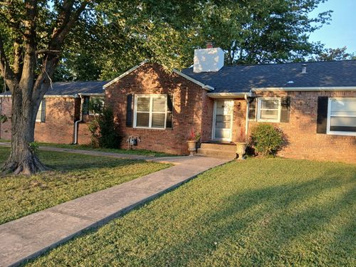 718 N Elm St, Miami, OK, 74354-4906 | Card Image