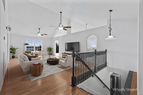 185 Sunset Pass, Big Sandy, TN, 38221-3049 | Card Image