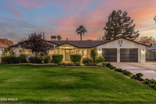 3845 E Glenrosa Ave, Phoenix, AZ, 85018-4806 | Card Image