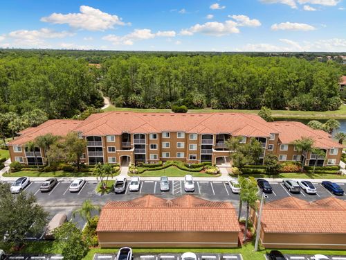 7109-1875 Florida Club Dr, Naples, FL, 34112-8738 | Card Image