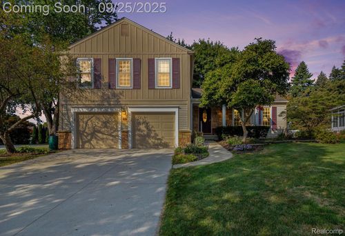 24529 Christina Ln, Novi, MI, 48375-2307 | Card Image