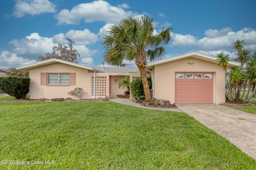 835 1st St, MERRITT ISLAND, FL, 32953-3285 | Card Image