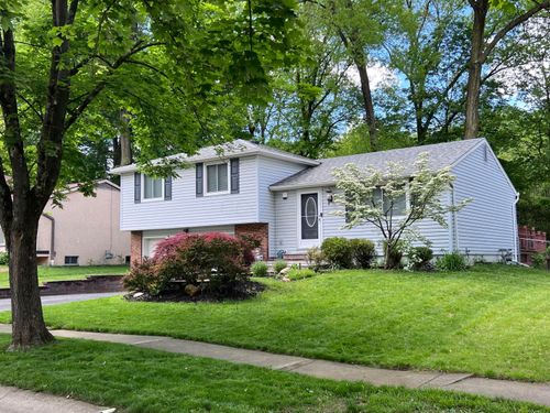 2986 Woodloop Ln, Columbus, OH, 43204-4900 | Card Image