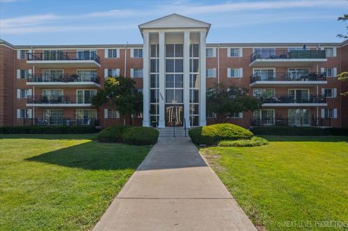 apt-202-1050 N Farnsworth Ave, Aurora, IL, 60505-2092 | Card Image