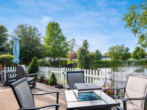 2463 Craftsman Cir, Reynoldsburg, OH, 43068-9357 | Card Image