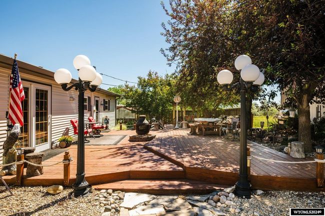 925 W Fetterman St, House attached with 3 bedrooms, 2 bathrooms and null parking in Buffalo WY | Image 12