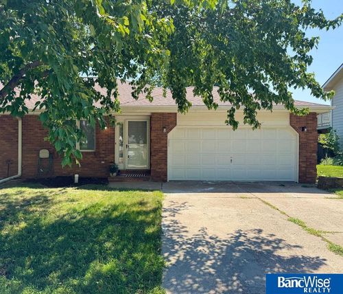 2847 Drake St, Lincoln, NE, 68516-2743 | Card Image