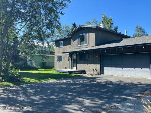 11530 Echo St, Eagle River, AK, 99577-7865 | Card Image