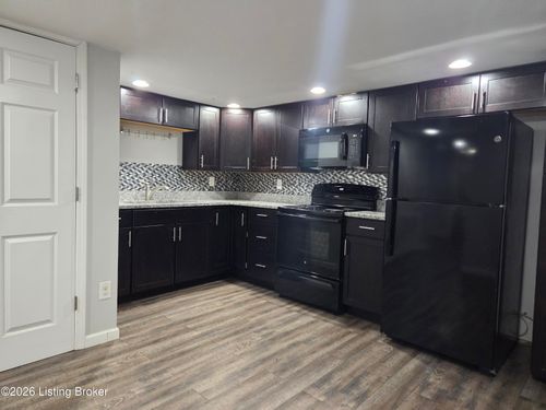 3-1209 Durrett Ln, Louisville, KY, 40213 | Card Image